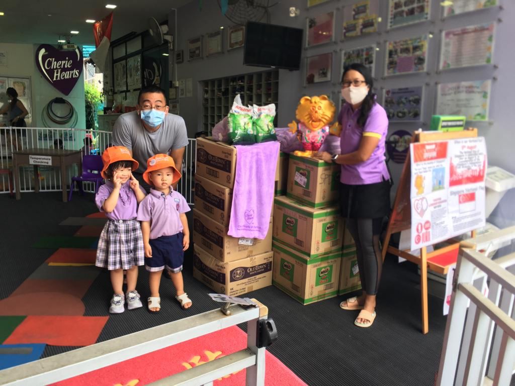 Cherie Hearts @ Charted Charity Drive for the Elderly and People with Disabilities #SSDB2020 — photo 4