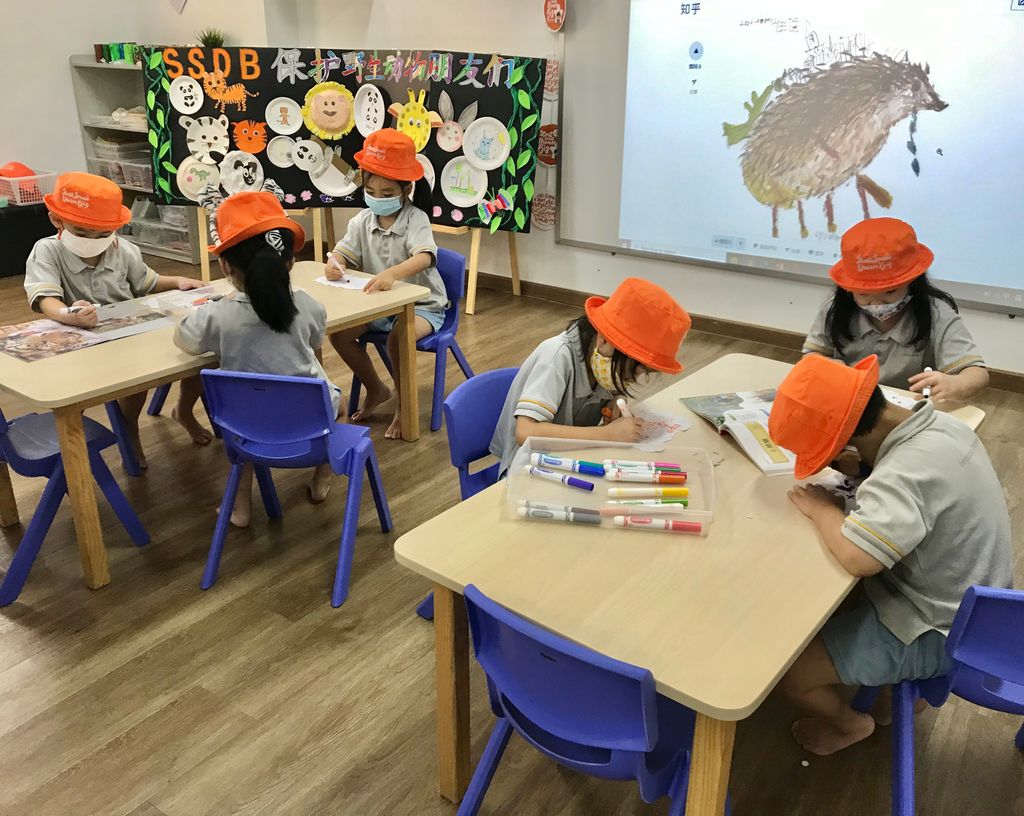 看我们用再生纸做的宣传卡片! — photo 2
