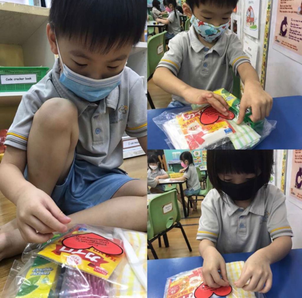 Our small ways of showing kindness - packing and making gifts for the community — photo 4