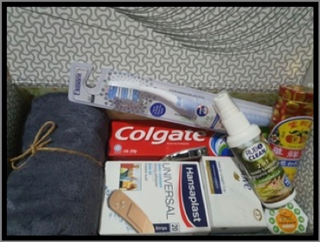 Creating Boxes of Love and Realising the Meaning of Being a Bucket-Filler — photo 2