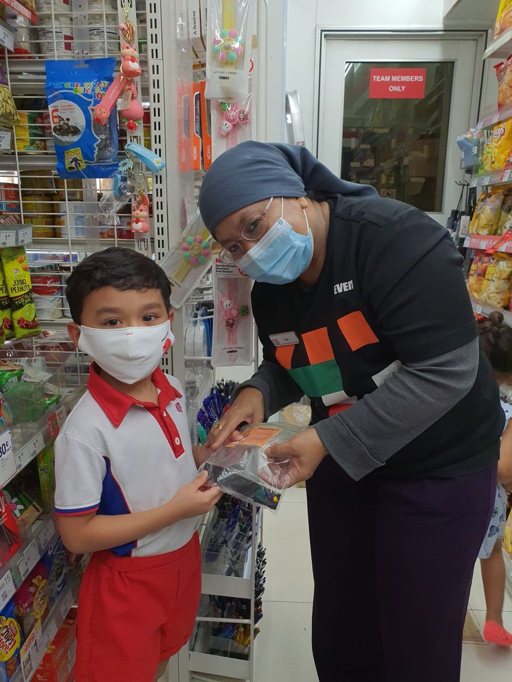 'CARING FOR THE COMMUNITY' Mass distribution of Mask Extender @ Blk. 443 — photo 24