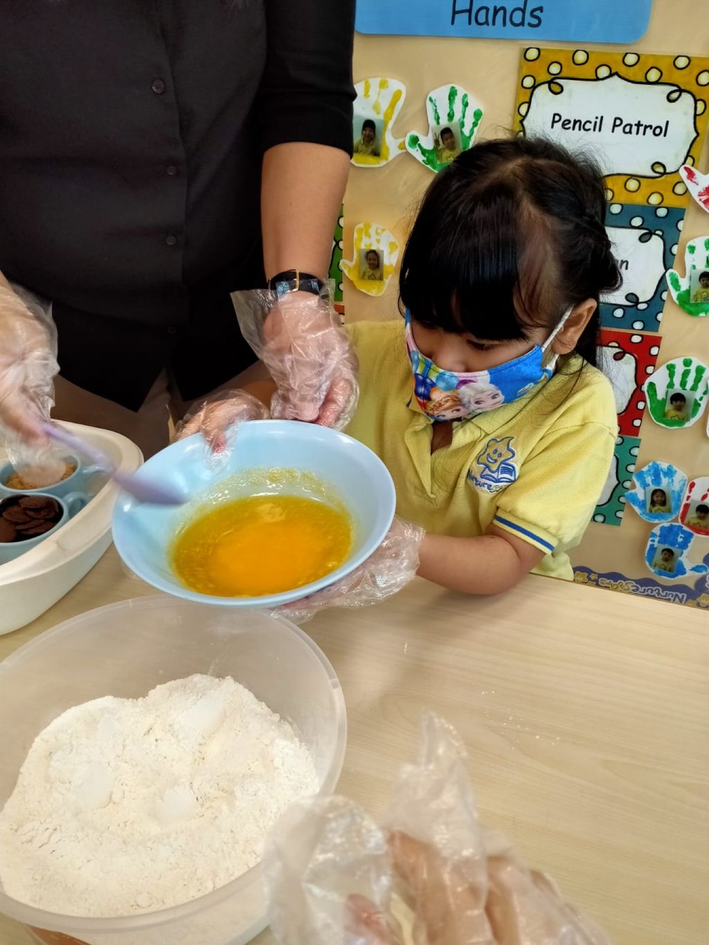 Showing Kindness to Our Community: Project Mask & Muffins for Migrant Workers! Expanding our horizon to touch lives of those who have impacted ours! — photo 6