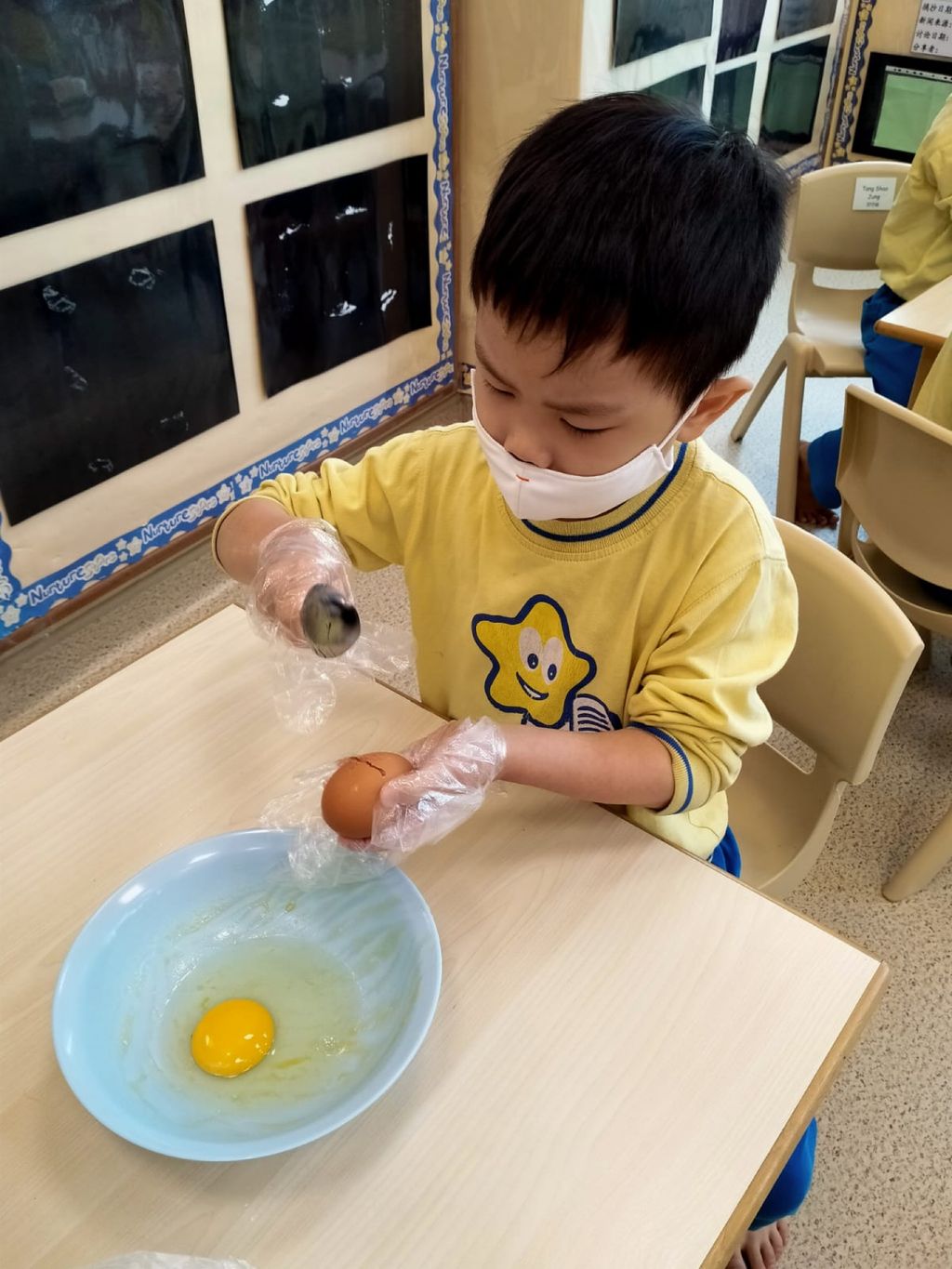 Showing Kindness to Our Community: Project Mask & Muffins for Migrant Workers! Expanding our horizon to touch lives of those who have impacted ours! — photo 8