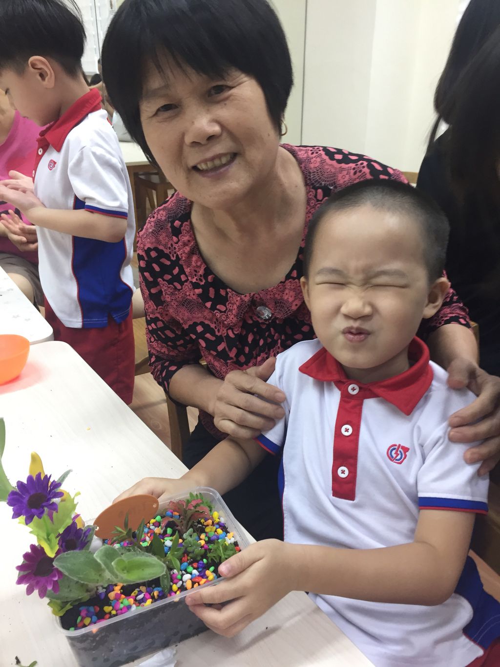 Pcf Sparkletots Preschool @ Jalan Kayu Blk 517/520 Inhouse Seed Germination and Terrarium Making Workshop as Parent-Child Bonding — photo 13