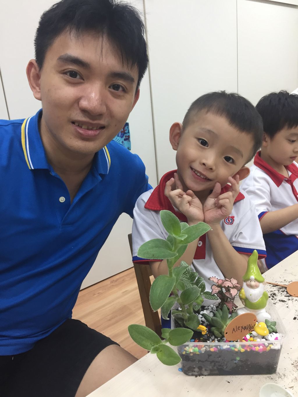 Pcf Sparkletots Preschool @ Jalan Kayu Blk 517/520 Inhouse Seed Germination and Terrarium Making Workshop as Parent-Child Bonding — photo 16
