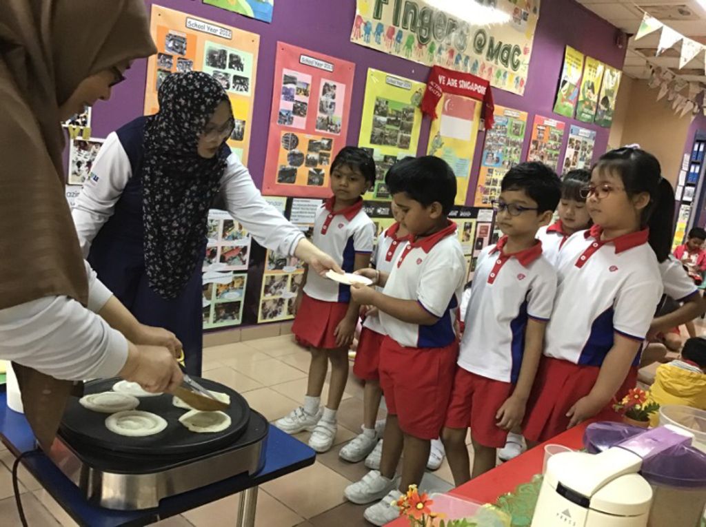 SSDB 2020 (#ColourfulCultures@Mac): Making Thosai — photo 3