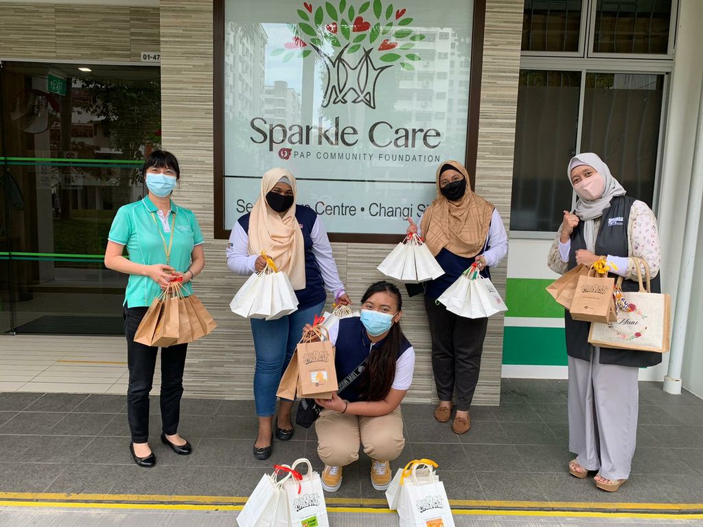 Stories #5: Delivering of Smile Packs & SSDB Zoom Finale with PCF Sparklecare @ Changi Simei