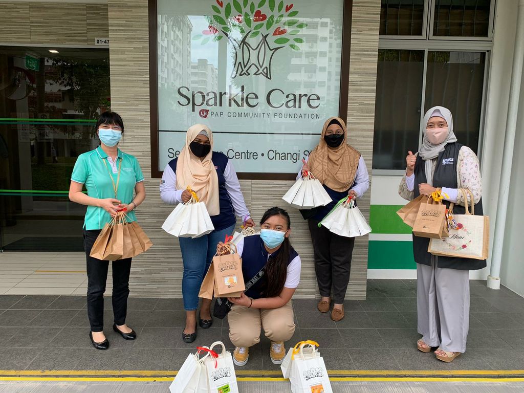 Stories #5: Delivering of Smile Packs & SSDB Zoom Finale with PCF Sparklecare @ Changi Simei — photo 2