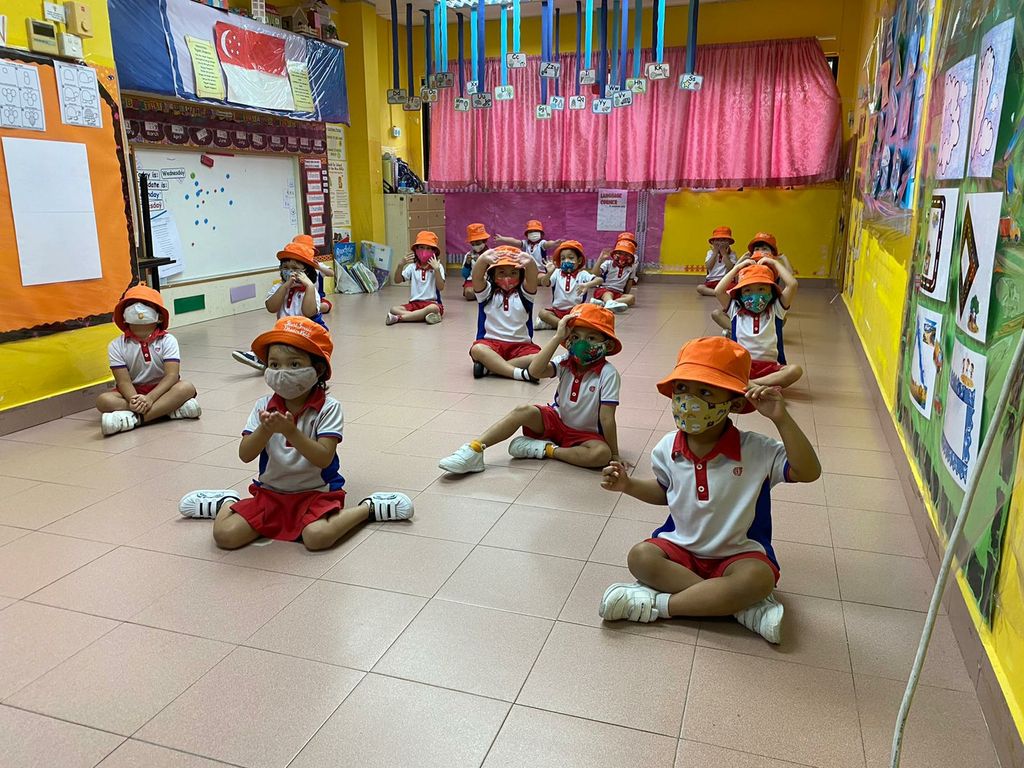 Stories #5: Delivering of Smile Packs & SSDB Zoom Finale with PCF Sparklecare @ Changi Simei — photo 4