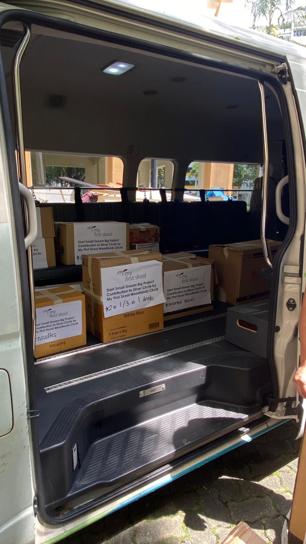 Start Small Dream Big (SSDB): Food contributions from parents to the elderly — photo 16