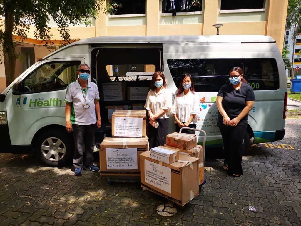 Start Small Dream Big (SSDB): Food contributions from parents to the elderly — photo 17