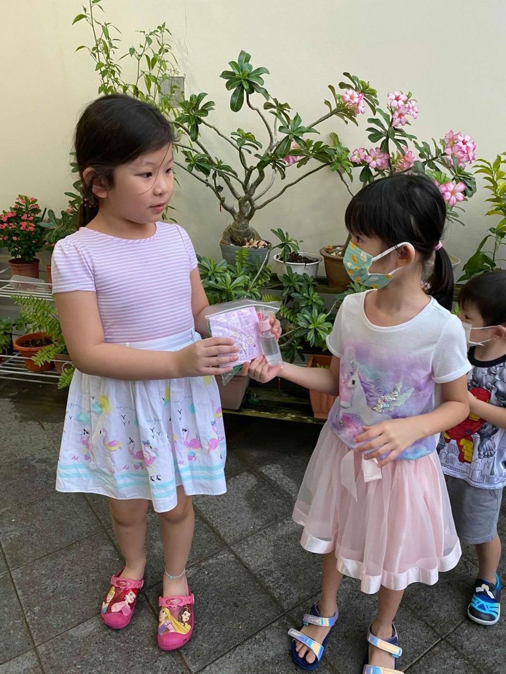 Sharing is Caring - Loving Thy Neighbour — photo 4