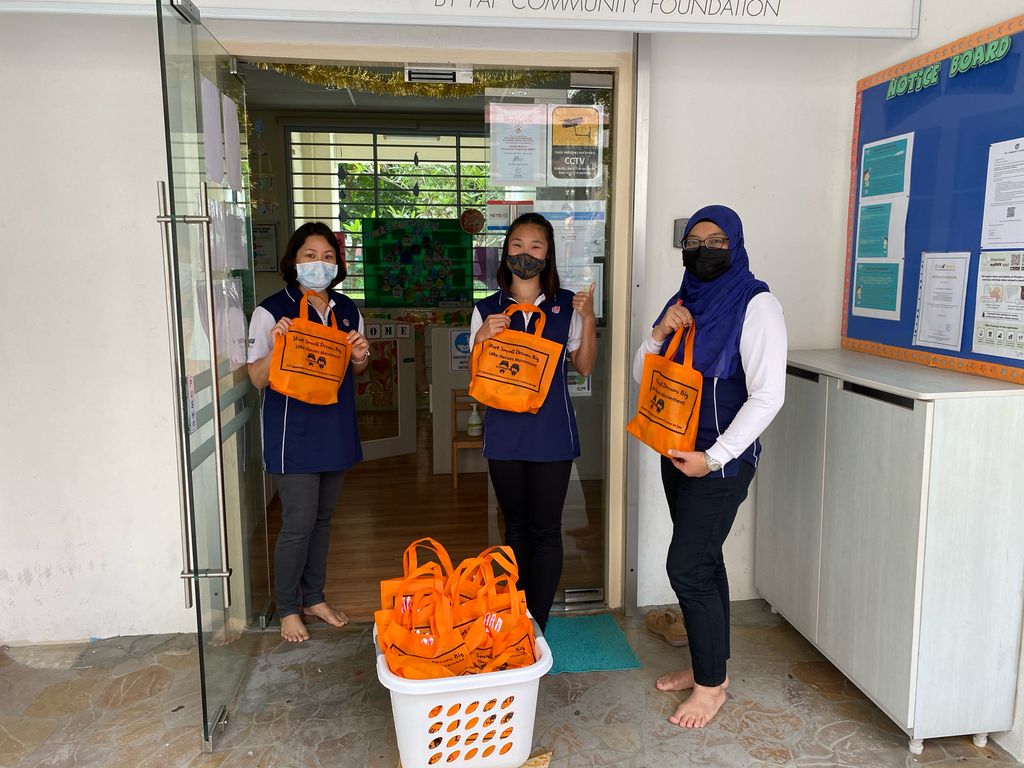 Giving Back to our Supporters — photo 7