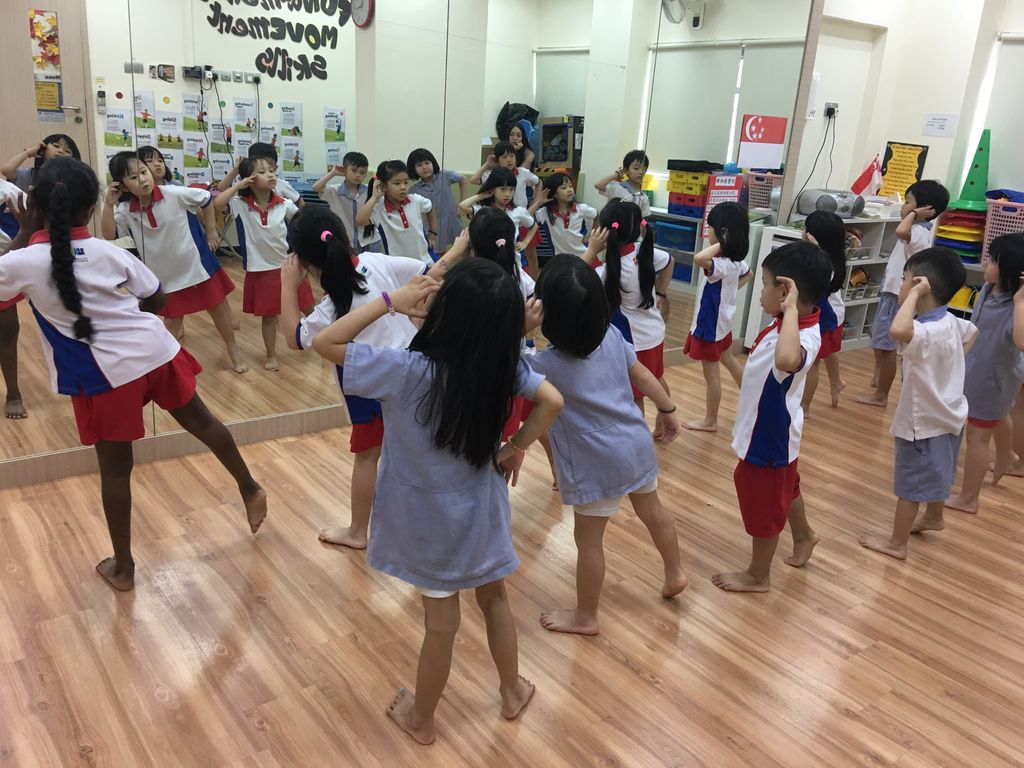 Little Hands, Big Hearts for our Elderly- Dance Practice — photo 3