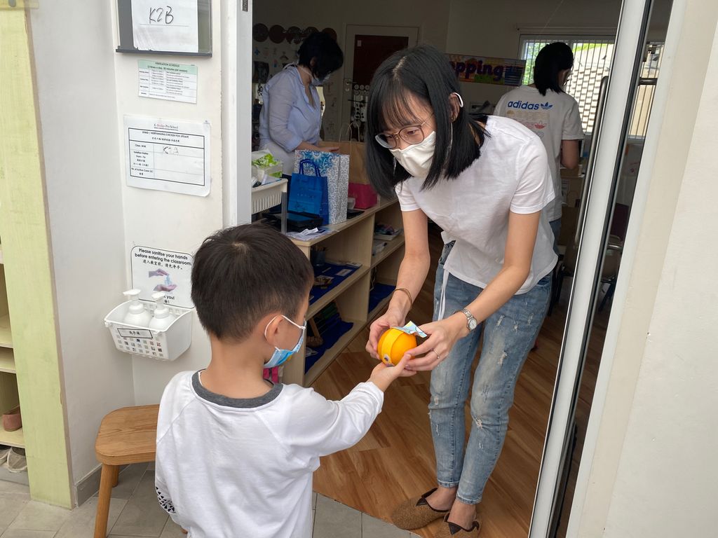 E-Bridge Preschool@78 Edgedale Plains “A big thanks to our favorite Teachers!” — photo 10
