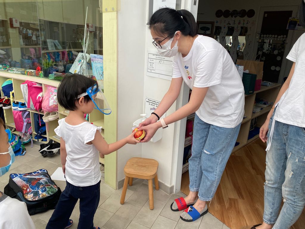 E-Bridge Preschool@78 Edgedale Plains “A big thanks to our favorite Teachers!” — photo 12