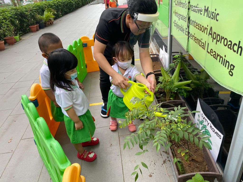Garden of Joy in Bloom — photo 11