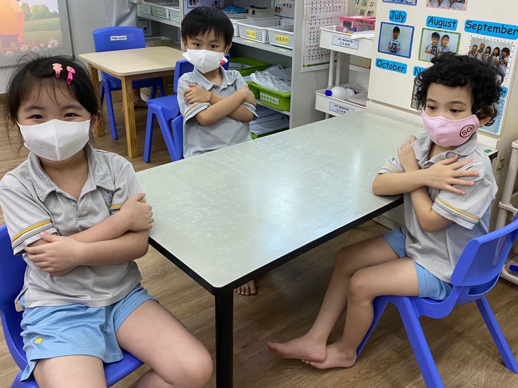 Importance of immunisation and sending love from afar — photo 11