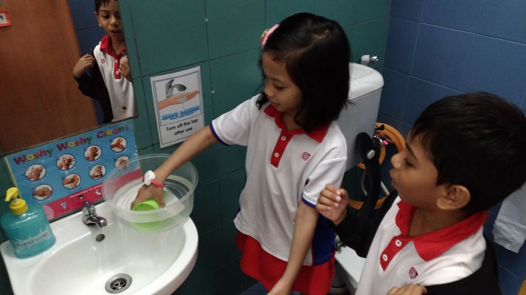 Water Rationing in School — photo 3