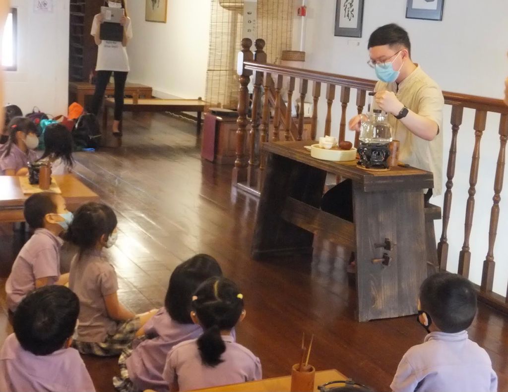 Cherie Hearts Kidz Campus @ Pasir Ris Elias Mall - Excursion: “Excursion to Tea Chapter” on 18 March 2021 (Thursday) — photo 1