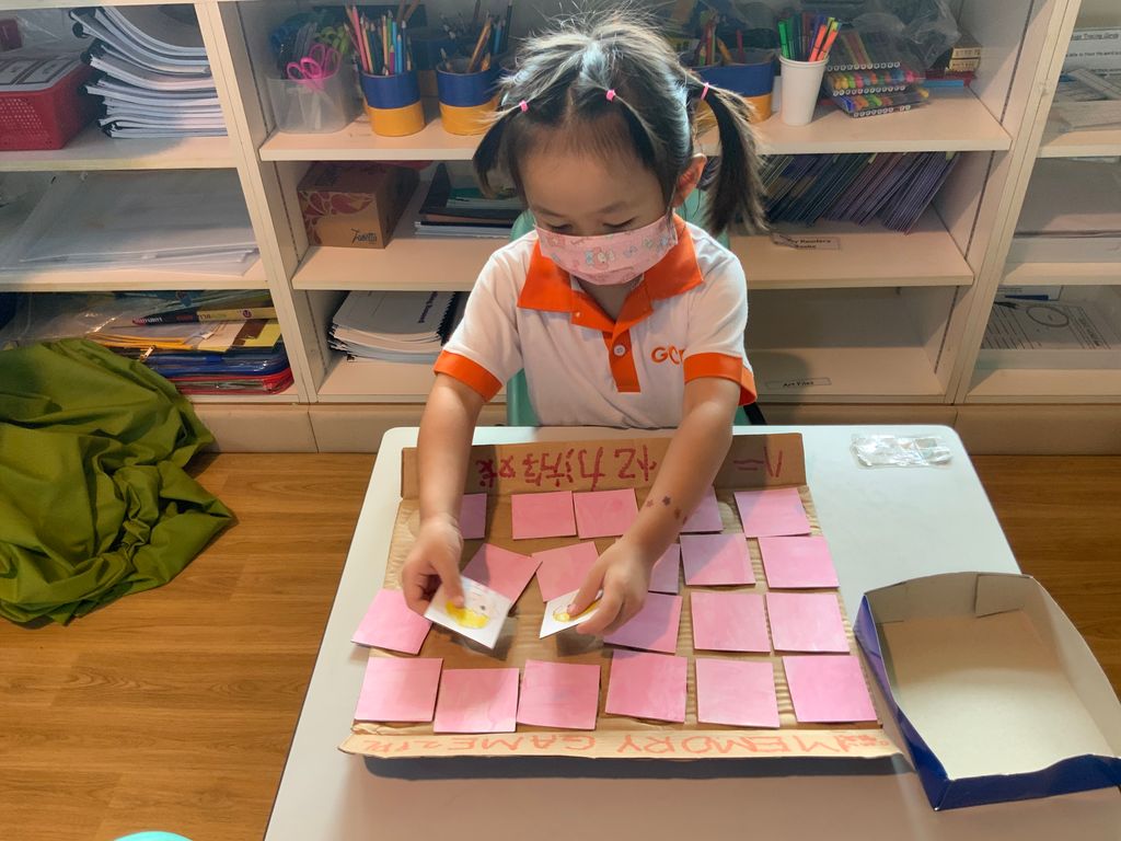 Creating table game activities for the elderlies