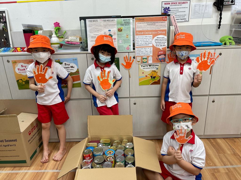 SSDB PROJECT 2021: FOOD IS LOVE COLLABORATING WITH THE COMMUNITY TO RAISE AWARENESS ABOUT FOOD INSECURITY AND FOOD WASTAGE — photo 7