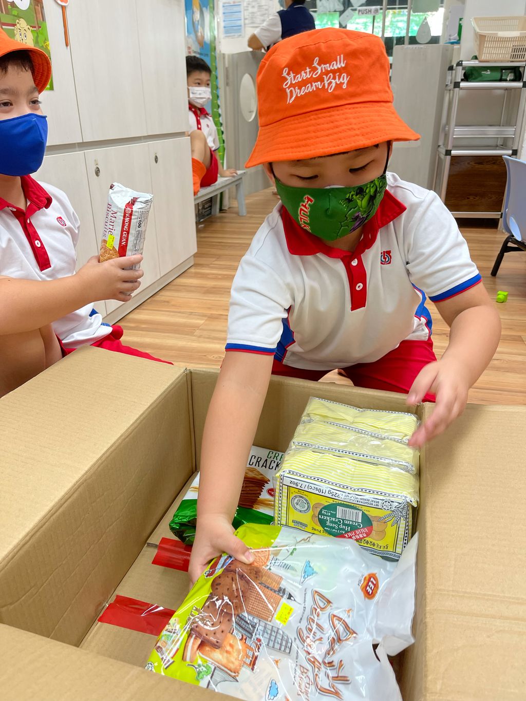 SSDB PROJECT 2021: FOOD IS LOVE COLLABORATING WITH THE COMMUNITY TO RAISE AWARENESS ABOUT FOOD INSECURITY AND FOOD WASTAGE — photo 17