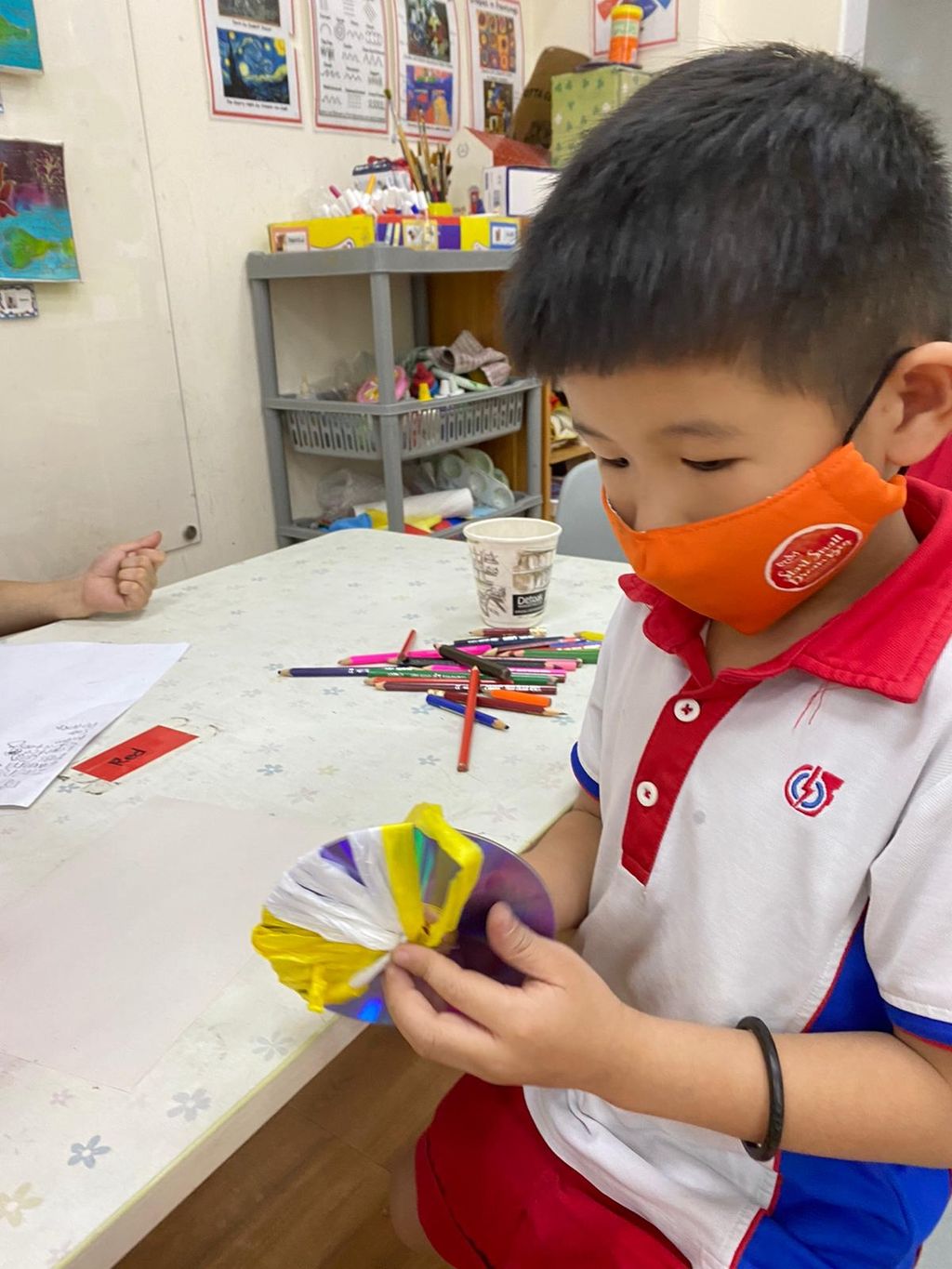 Making of coasters with recycled materials — photo 2