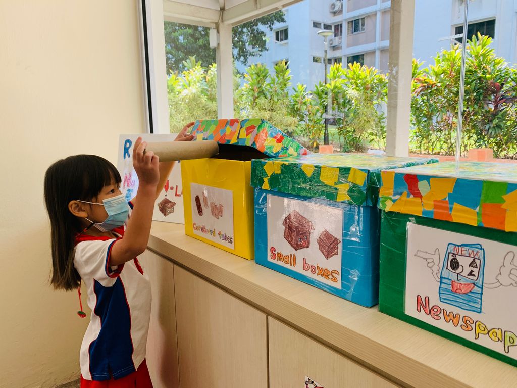 Bringing of Recycled Items♻️ 📦🧴🗞 — photo 15