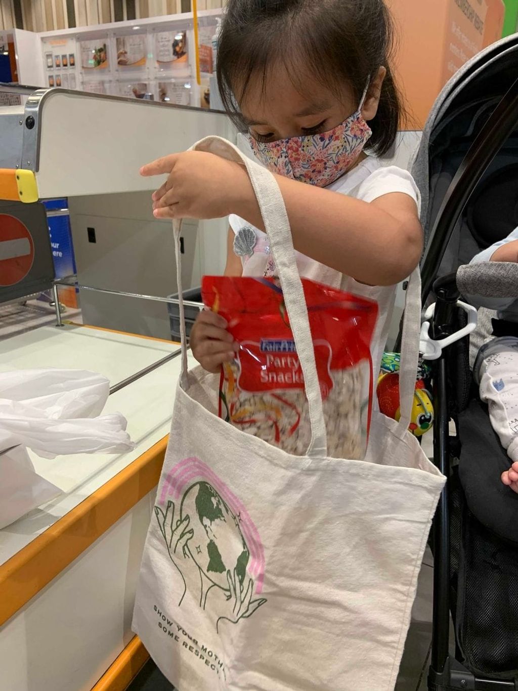 Reduce plastics bags, go for reusable bag! — photo 2