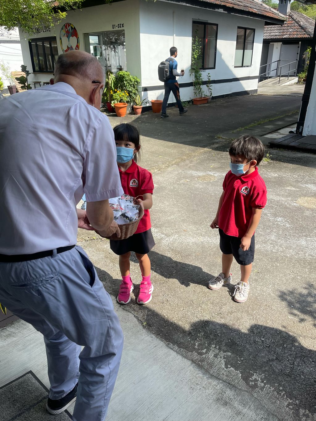 Sharing with our community — photo 1