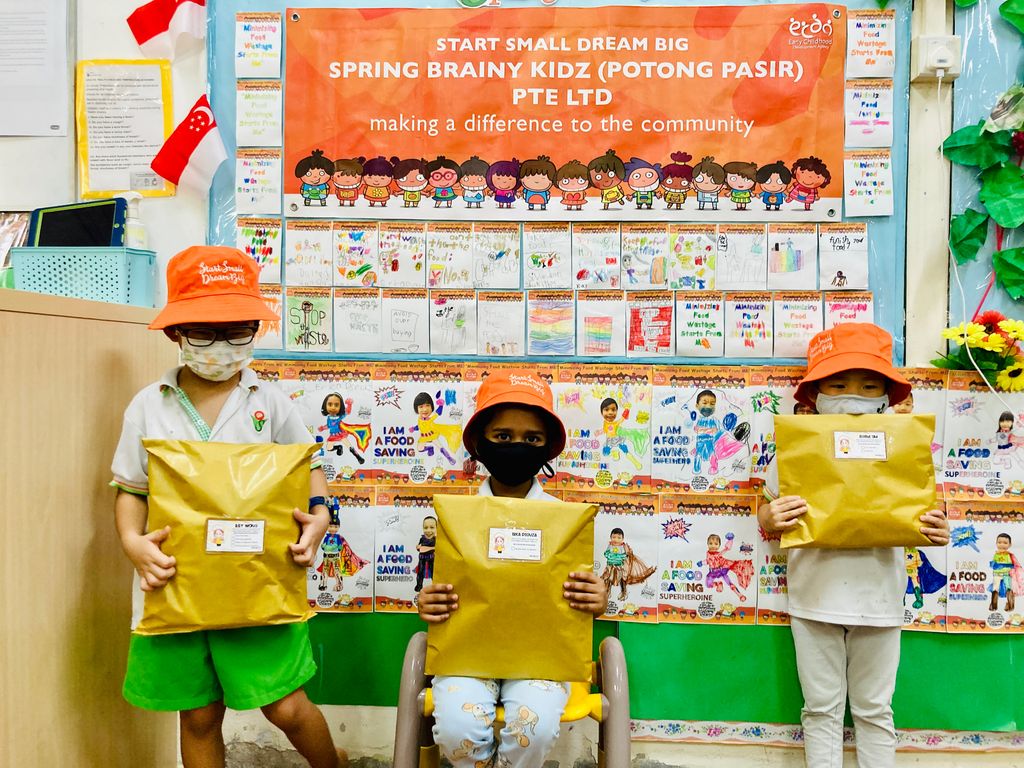 SBK @PP Distribution of SSDB Resources Kit (Fund Raising) — photo 2