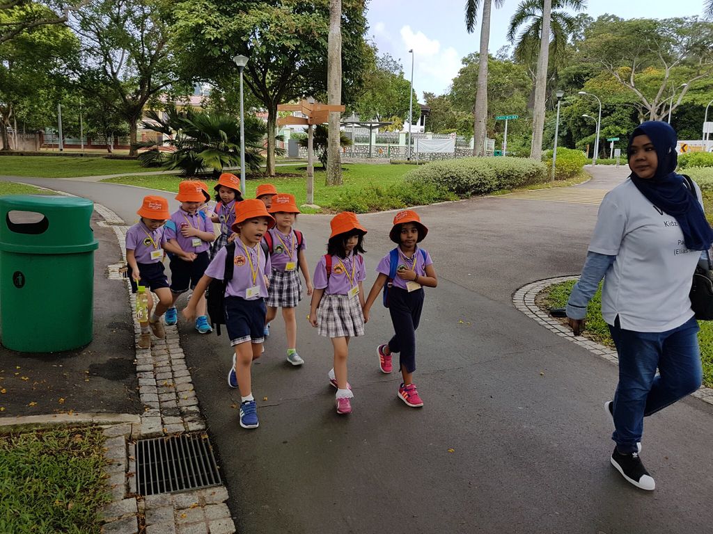 Keep Clean Singapore! - Pasir Ris Park Clean-Up (5 May 2017) — photo 2