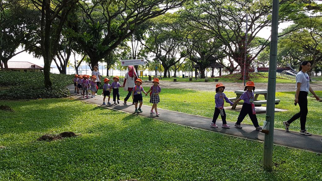 Keep Clean Singapore! - Pasir Ris Park Clean-Up (5 May 2017) — photo 5