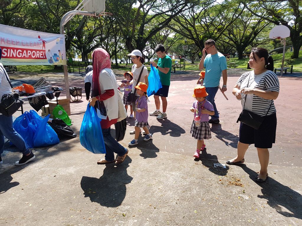 Keep Clean Singapore! - Pasir Ris Park Clean-Up (5 May 2017) — photo 2