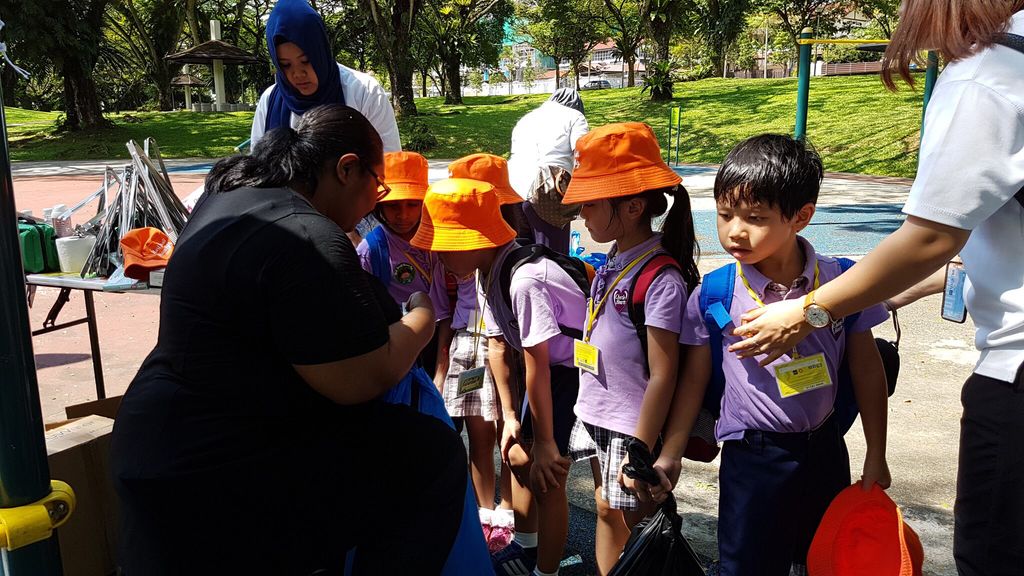 Keep Clean Singapore! - Pasir Ris Park Clean-Up (5 May 2017) — photo 5