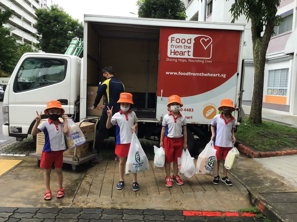 'Food Donation Drive' from SPARKLETOTS, BLK 205 Bukit Batok