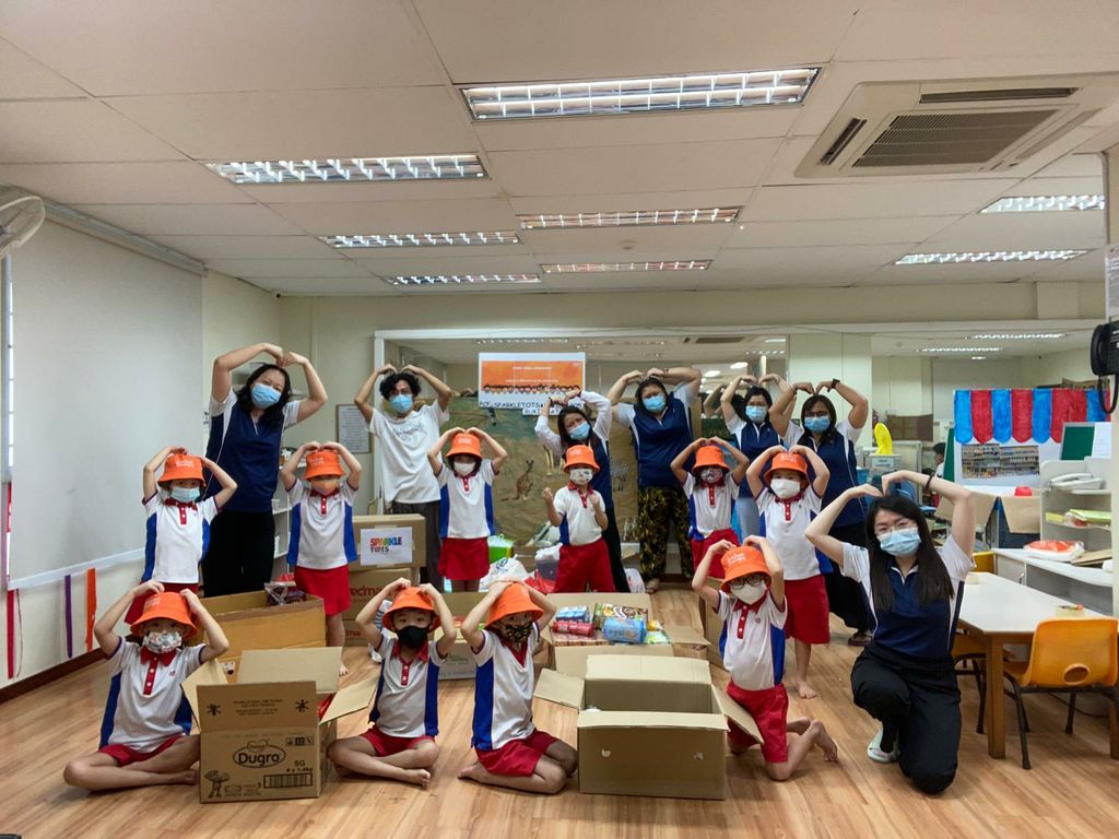 'Food Donation Drive' from SPARKLETOTS, BLK 205 Bukit Batok — photo 1